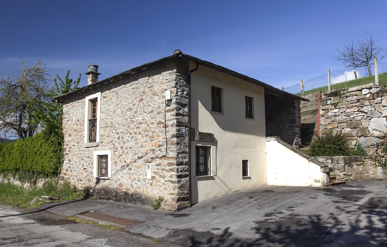 Casa De Aldea Vache Guest House Naraval Eksteriør bilde